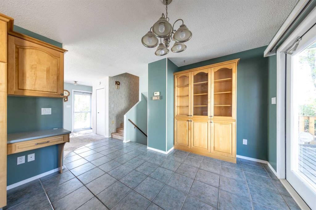 5204 32 Street, Lloydminster, AB - Indoor Photo Showing Other Room