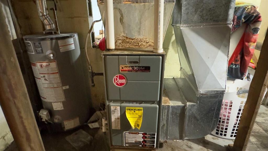 39 Rydberg Street, Hughenden, AB - Indoor Photo Showing Basement