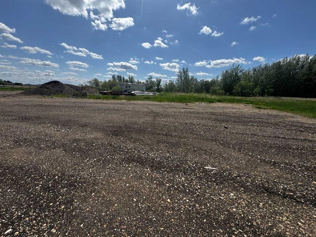 4601-4603 49 Avenue, Dewberry, AB