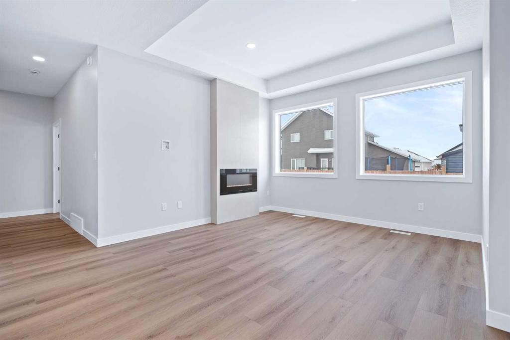 6004 13 Street, Lloydminster, AB - Indoor Photo Showing Other Room