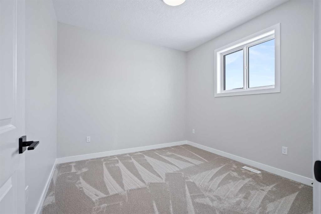 6004 13 Street, Lloydminster, AB - Indoor Photo Showing Other Room