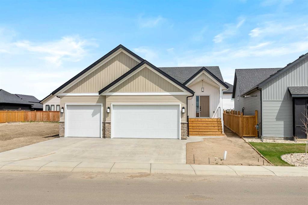 6004 13 Street, Lloydminster, AB - Outdoor