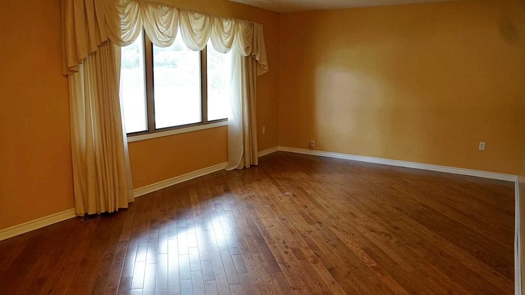 5308 52Nd Avenue, Mannville, AB - Indoor Photo Showing Other Room