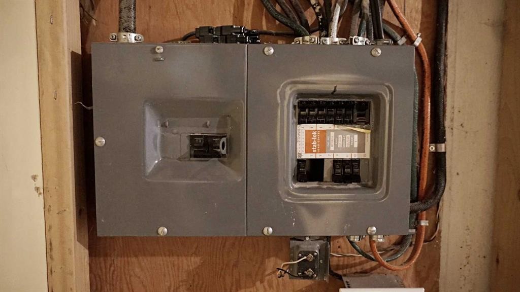 5308 52Nd Avenue, Mannville, AB - Indoor Photo Showing Other Room