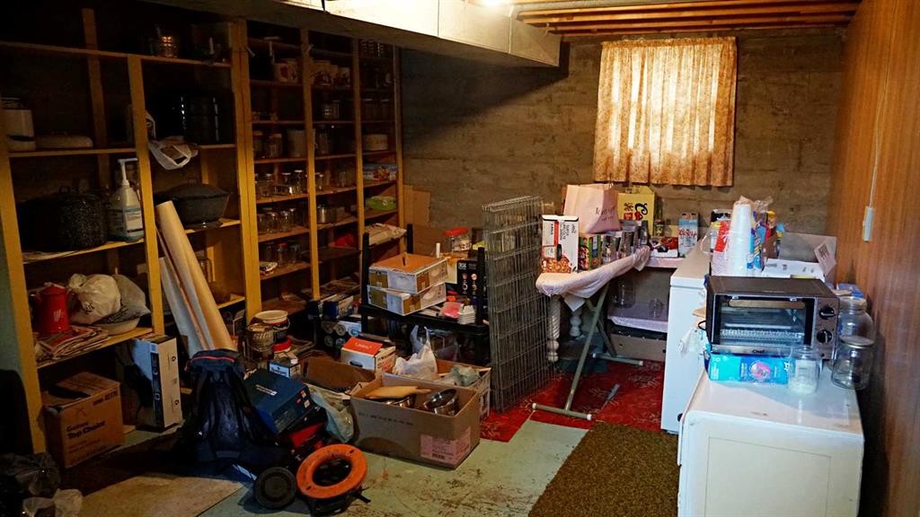 4703 49 Street, Myrnam, AB - Indoor