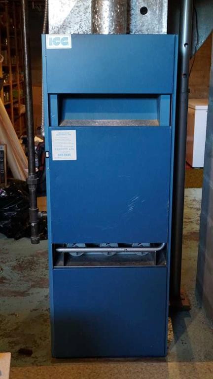 4703 49 Street, Myrnam, AB - Indoor Photo Showing Other Room