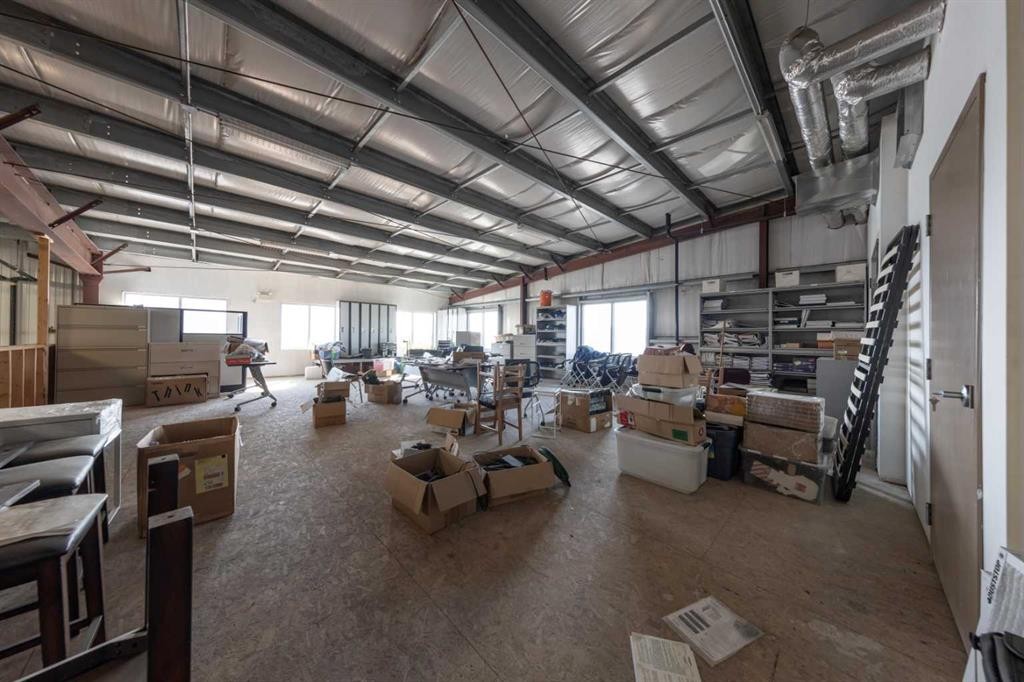 7156 56 Street, Lloydminster, AB