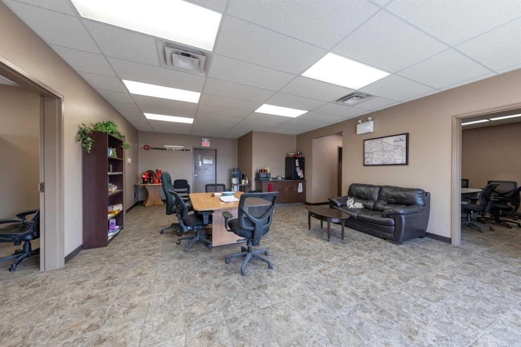 7156 56 Street, Lloydminster, AB