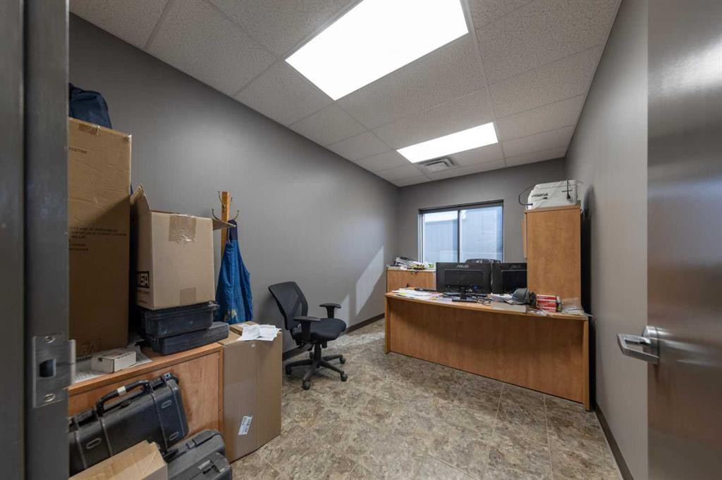 7156 56 Street, Lloydminster, AB