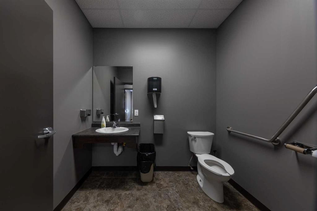 7156 56 Street, Lloydminster, AB