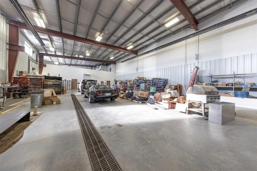 7156 56 Street, Lloydminster, AB