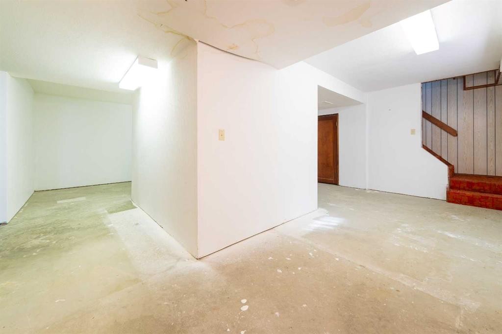 1828 49 Avenue, Lloydminster, SK - Indoor Photo Showing Other Room