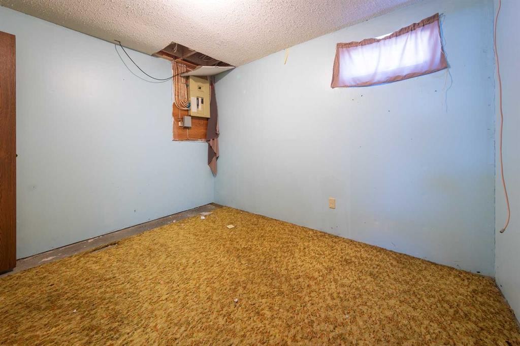 1828 49 Avenue, Lloydminster, SK - Indoor Photo Showing Other Room