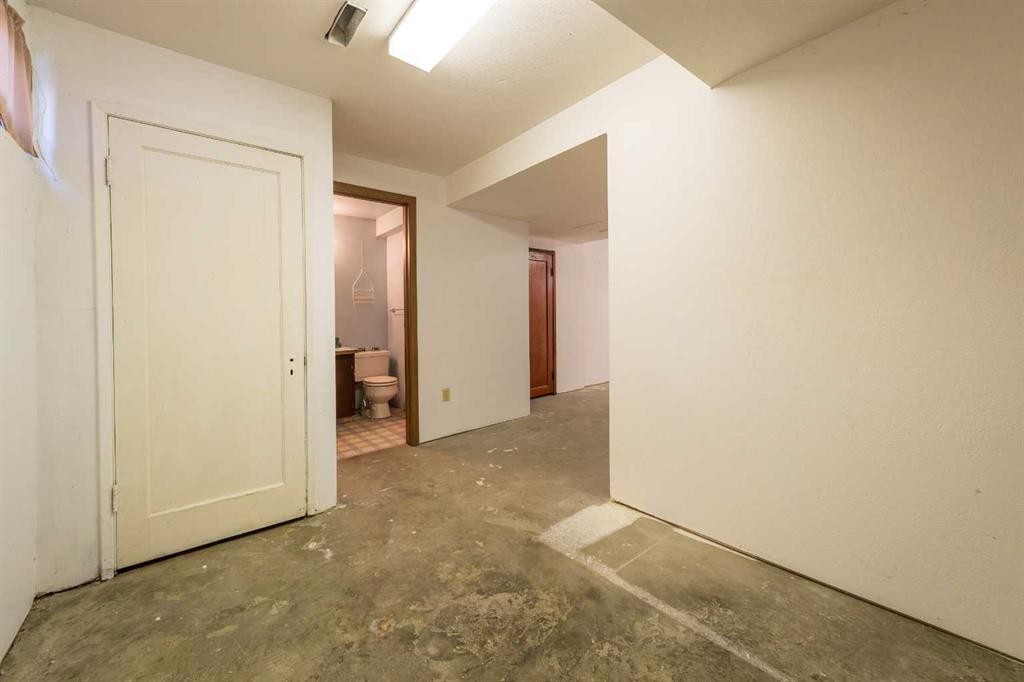 1828 49 Avenue, Lloydminster, SK - Indoor Photo Showing Other Room