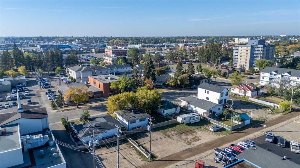 5012 47 Street, Lloydminster, AB - Outdoor With View