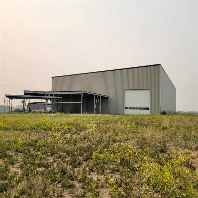 6715 66 Street, Lloydminster, AB
