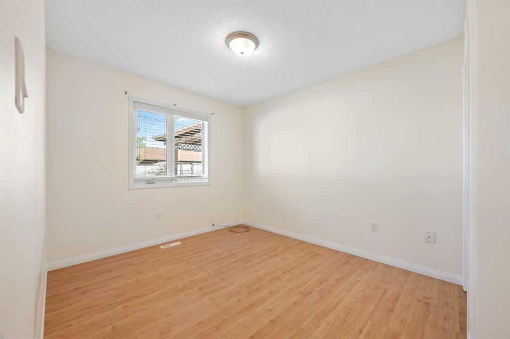 4926 51 Avenue, Kitscoty, AB - Indoor Photo Showing Other Room