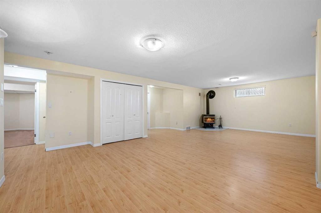 4926 51 Avenue, Kitscoty, AB - Indoor