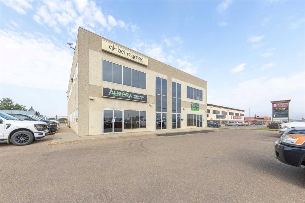 5912 50 Avenue, Lloydminster, AB