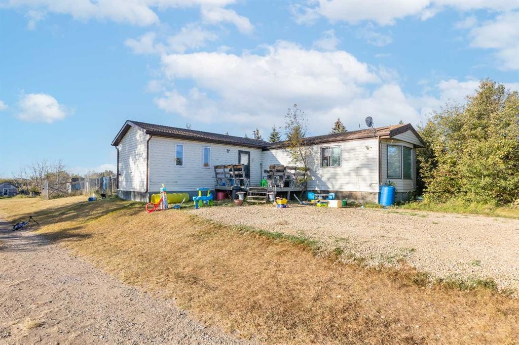 32384 Hwy 16, Rural, SK - Outdoor