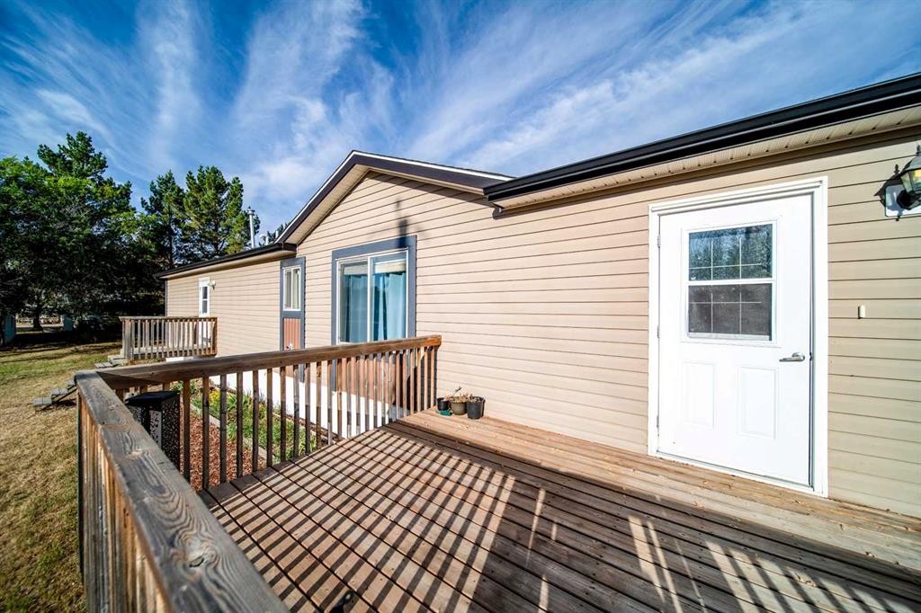 140 Hazel Street, Metiskow, AB - Outdoor With Exterior