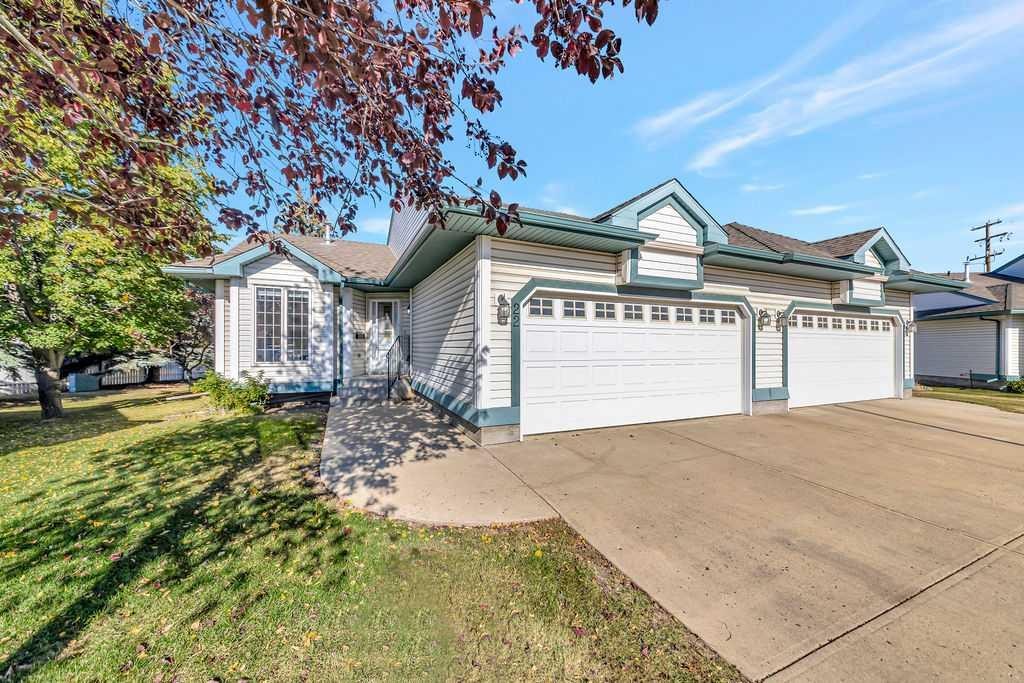 22-4201 56 Avenue, Lloydminster, AB - Outdoor