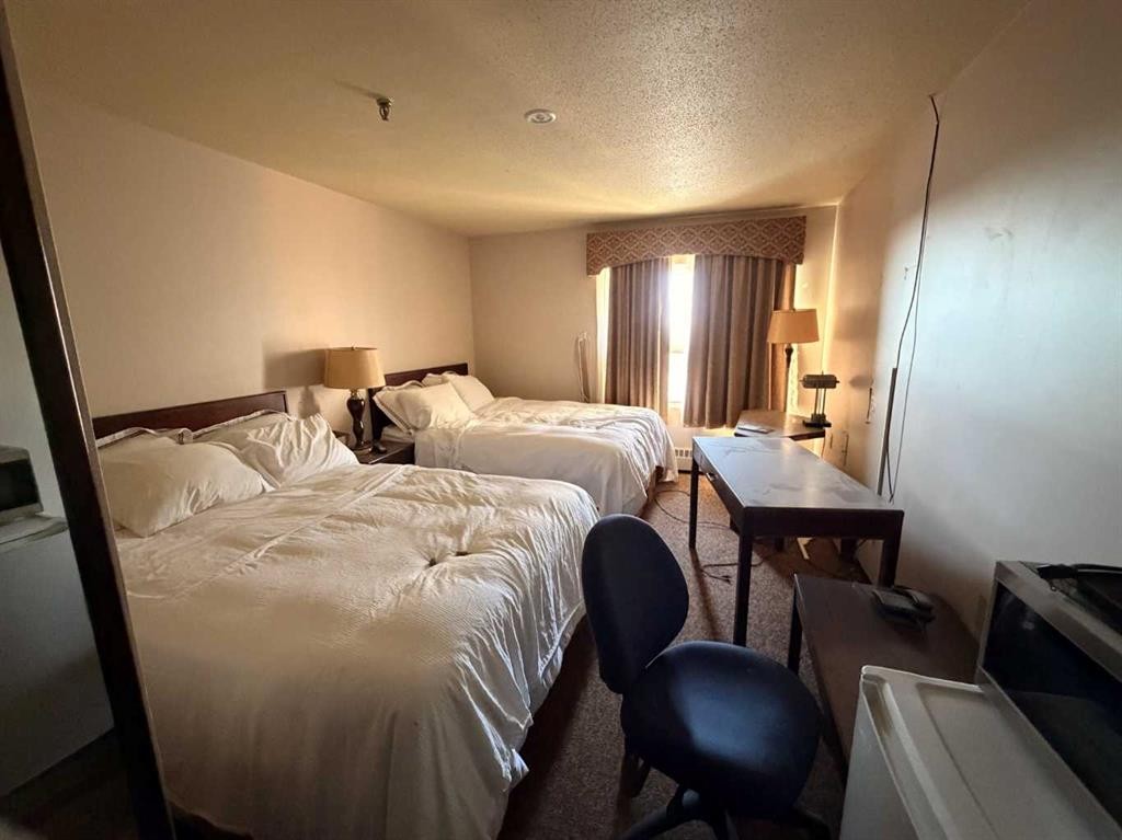 5003 50 Street, Provost, AB