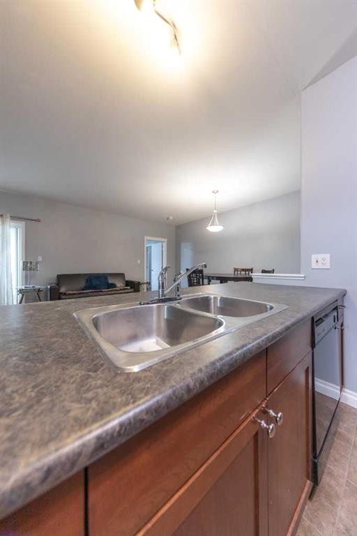 408-6802 42, Lloydminster, AB - Indoor Photo Showing Kitchen With Double Sink