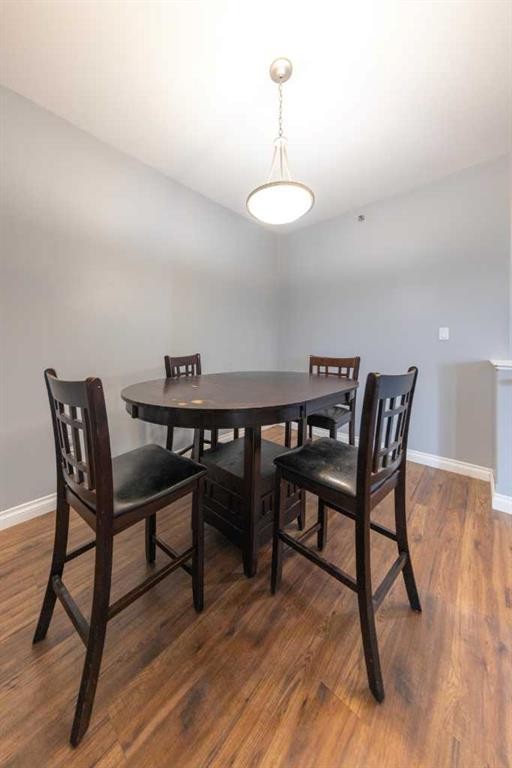 408-6802 42, Lloydminster, AB - Indoor Photo Showing Dining Room