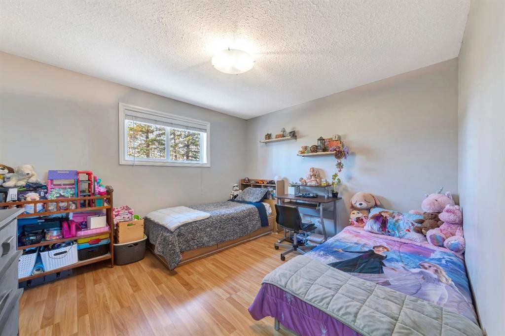 105 1St Ave West, Waseca, SK - Indoor Photo Showing Bedroom