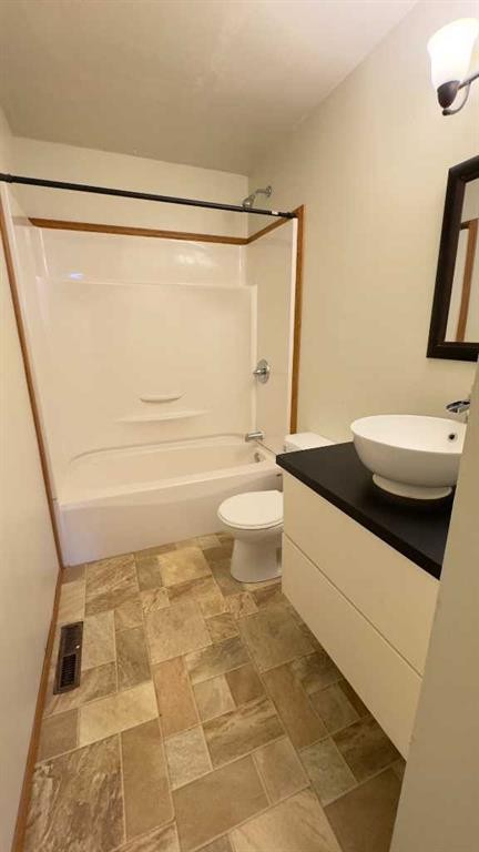 5131 52 Street, Consort, AB - Indoor Photo Showing Bathroom
