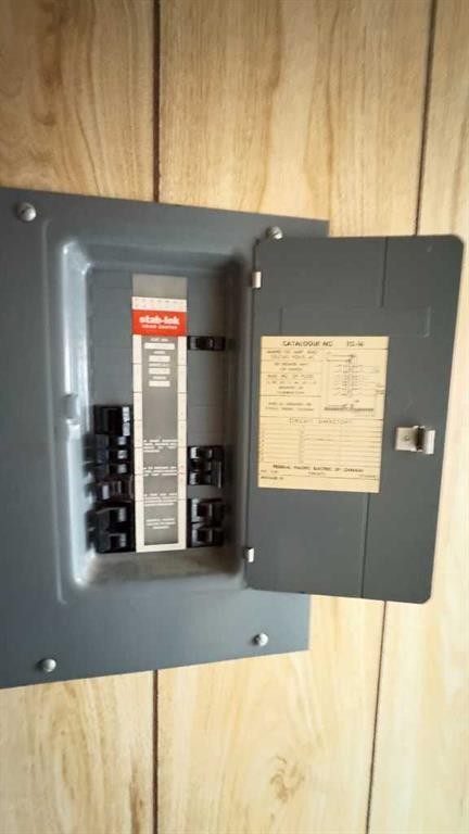 5131 52 Street, Consort, AB - Indoor Photo Showing Other Room