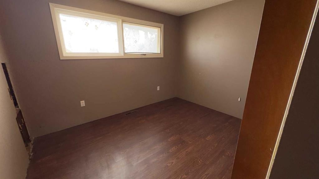 5131 52 Street, Consort, AB - Indoor Photo Showing Other Room