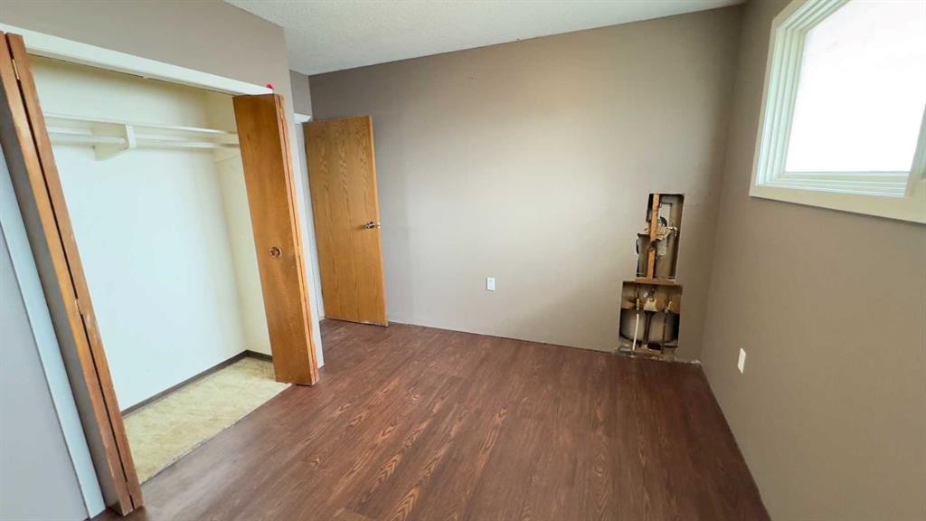 5131 52 Street, Consort, AB - Indoor Photo Showing Other Room