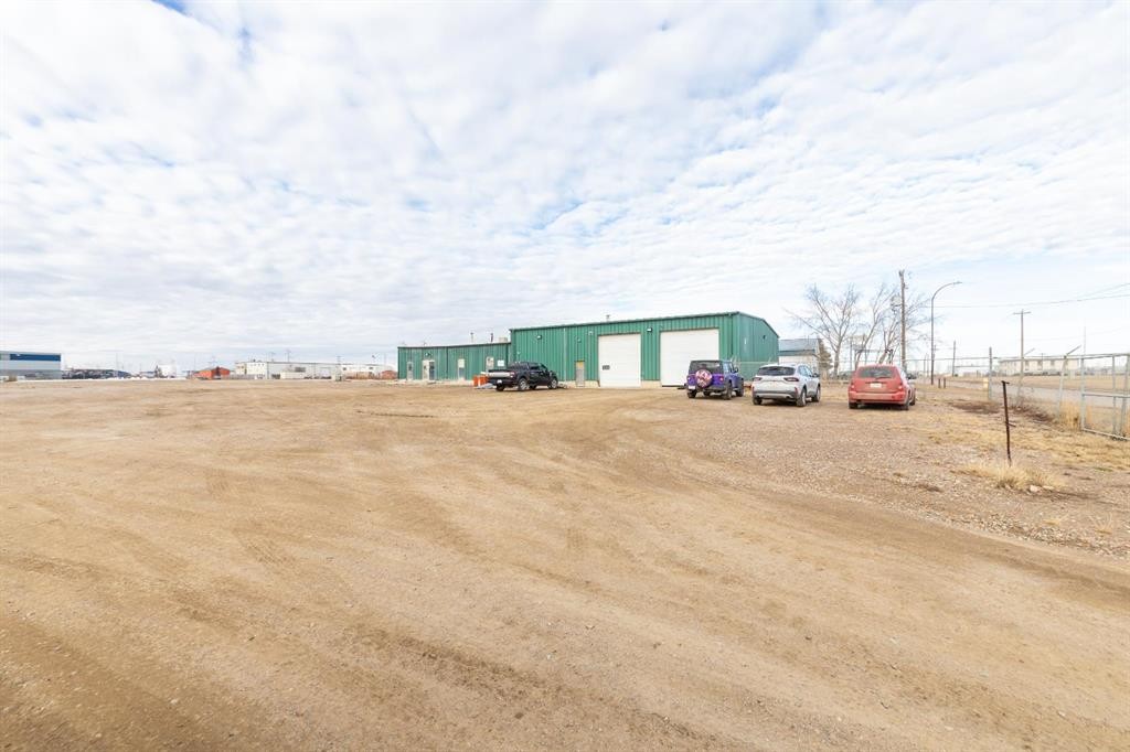 5520 59 Avenue, Lloydminster, AB