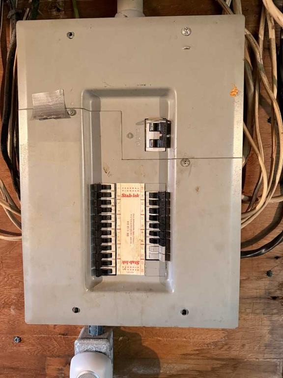 237 Hazel Street, Metiskow, AB - Indoor