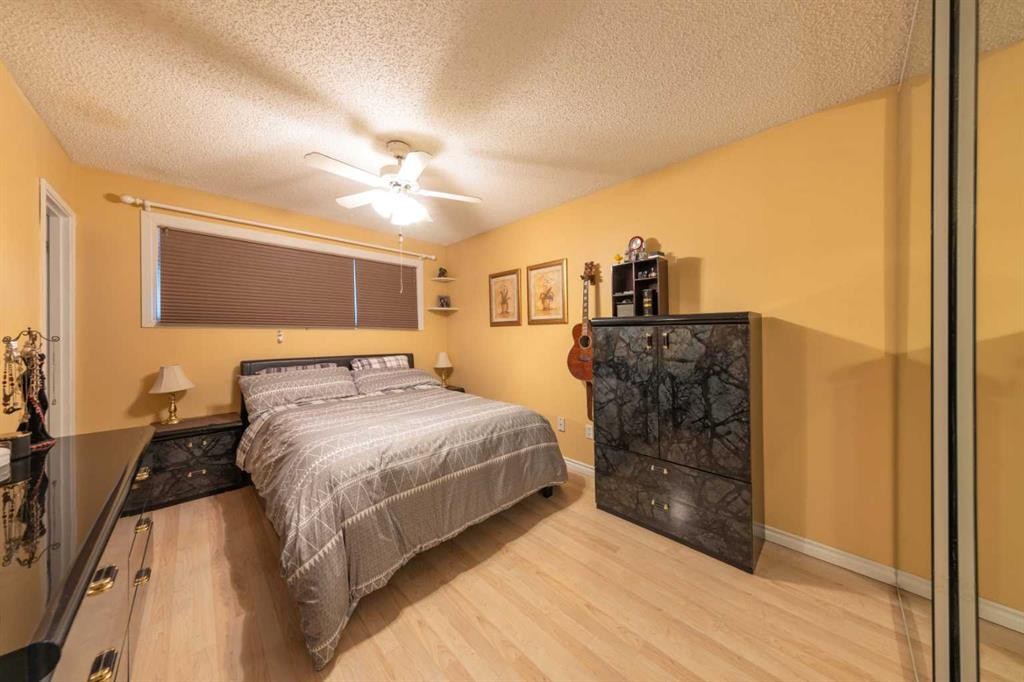 3905 53 Avenue, Lloydminster, AB - Indoor Photo Showing Bedroom