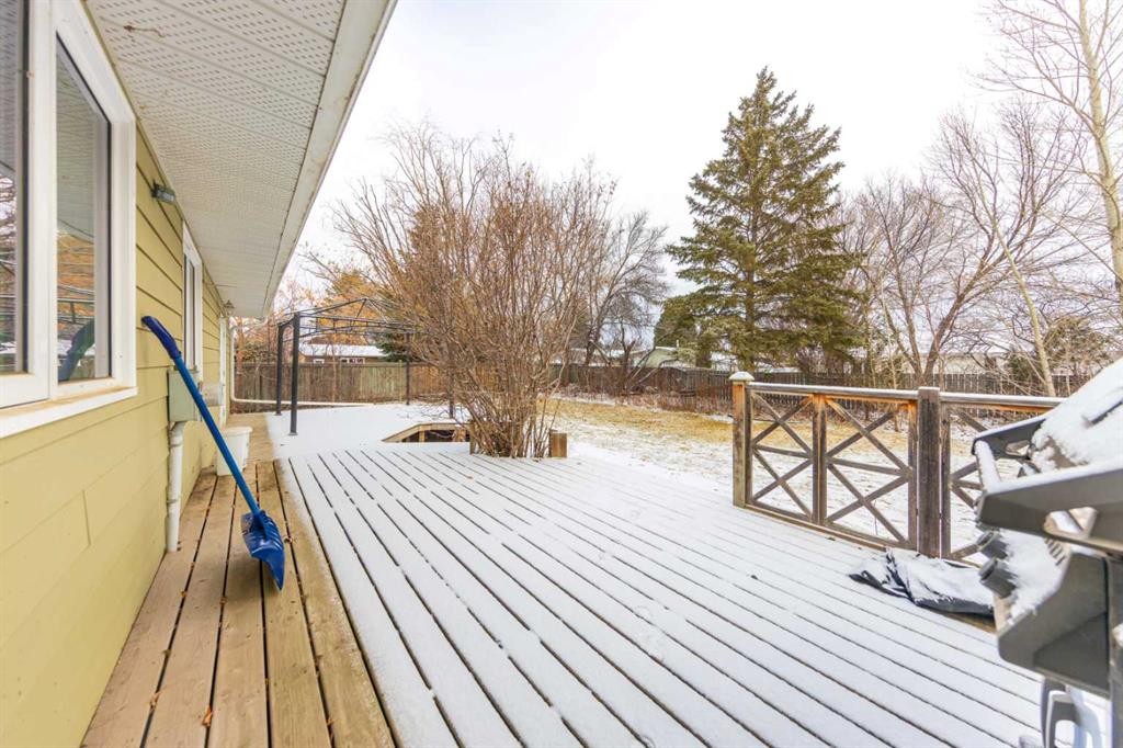 3905 53 Avenue, Lloydminster, AB - Outdoor With Deck Patio Veranda With Exterior