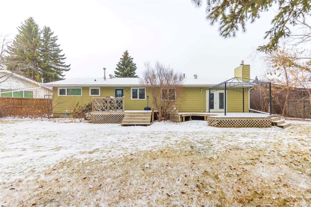 3905 53 Avenue, Lloydminster, AB - Outdoor