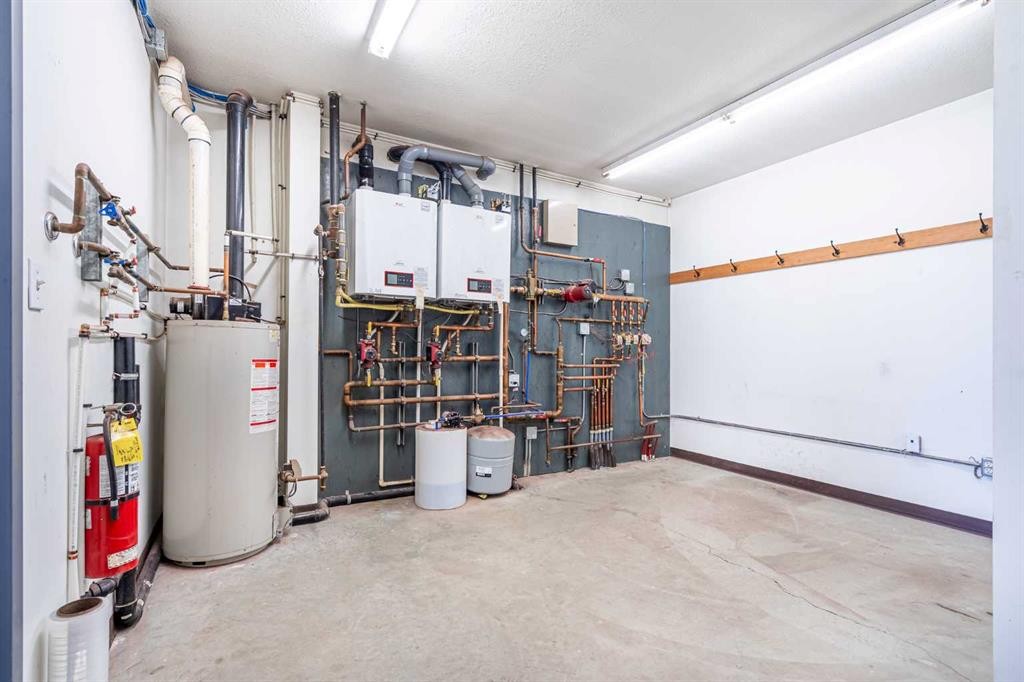 1-4807 40 Avenue, Lloydminster, SK