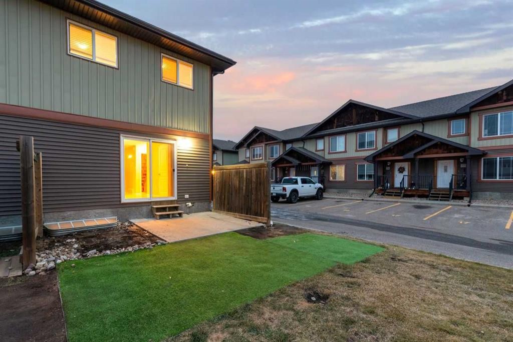 23-4738 13 Street, Lloydminster, SK - Outdoor