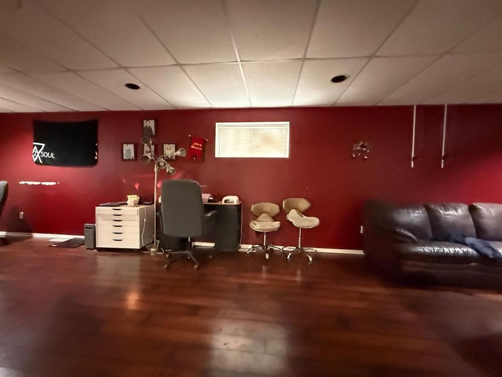 5101 55 Street, Mannville, AB - Indoor