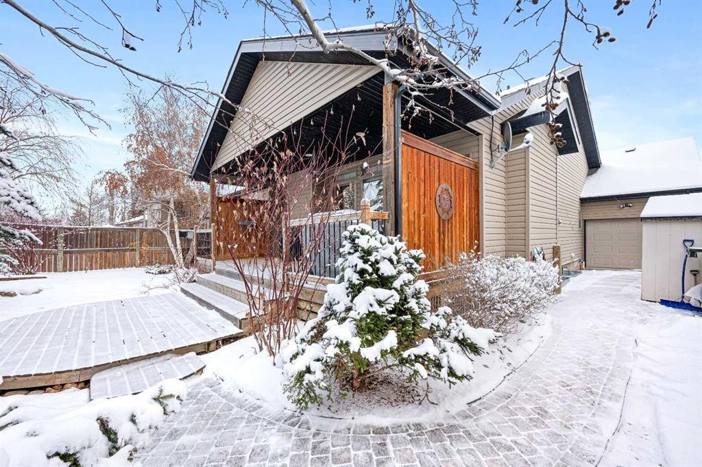 2112 56 Avenue, Lloydminster, AB - Outdoor