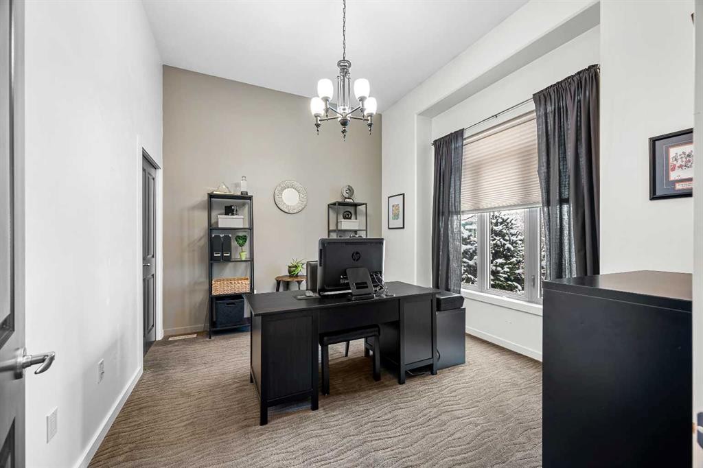 2112 56 Avenue, Lloydminster, AB - Indoor Photo Showing Office