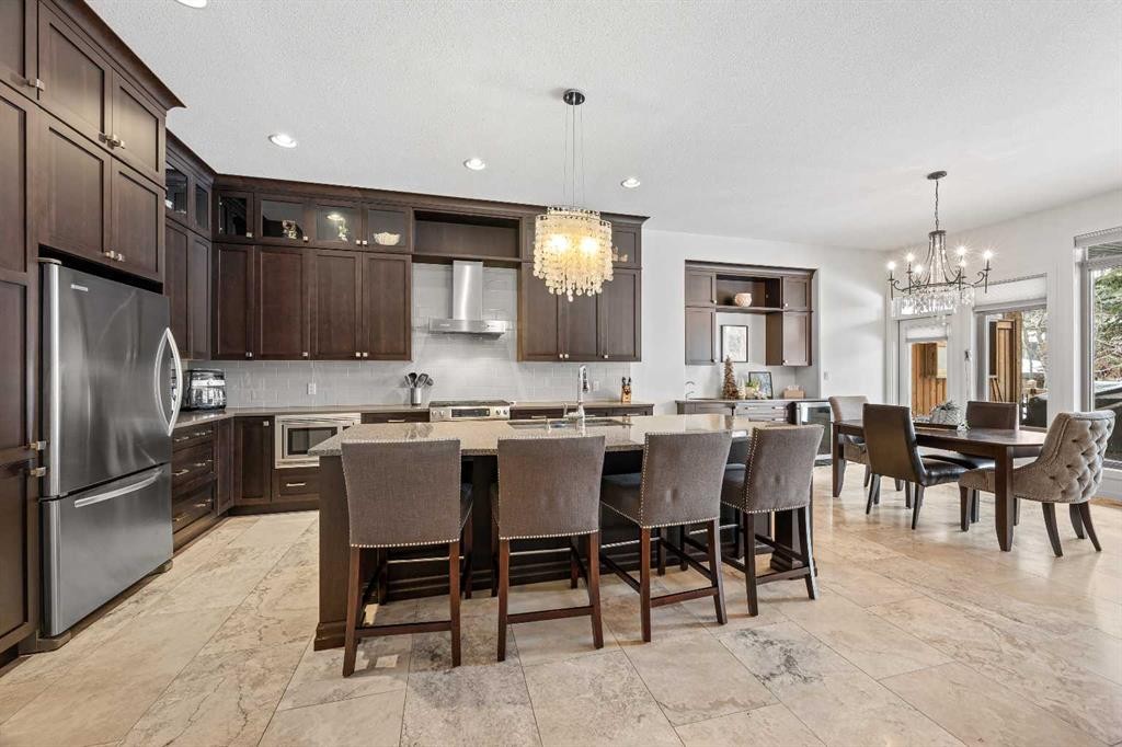 2112 56 Avenue, Lloydminster, AB - Indoor Photo Showing Dining Room