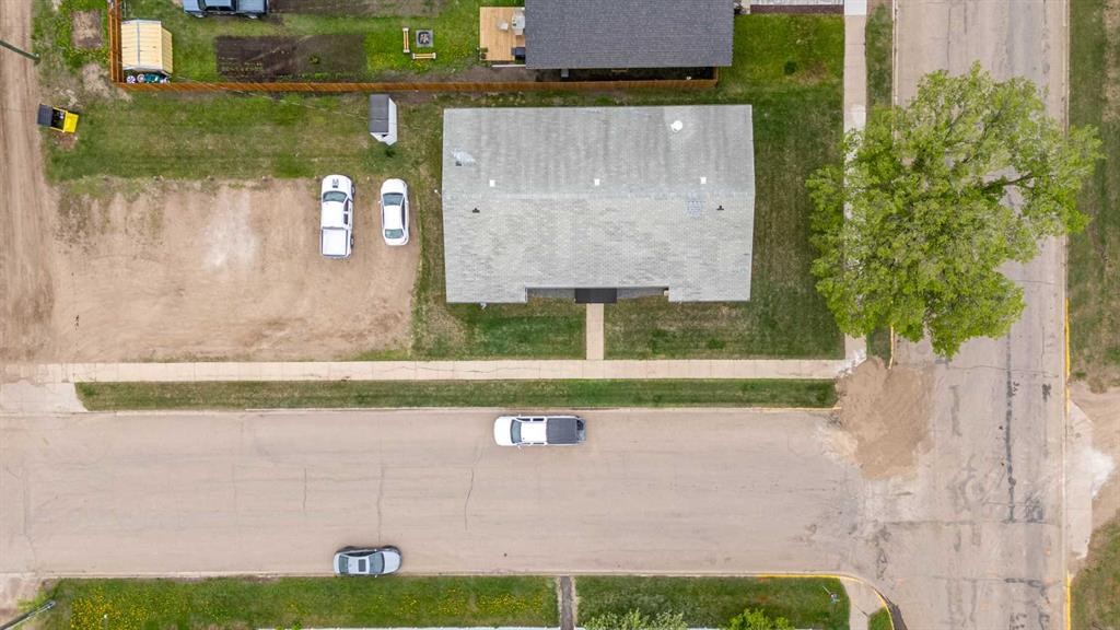 1-6-5502 49 Avenue, Lloydminster, SK -