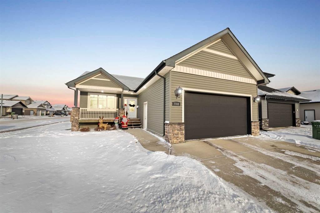 7312 35 Street, Lloydminster, AB - Outdoor