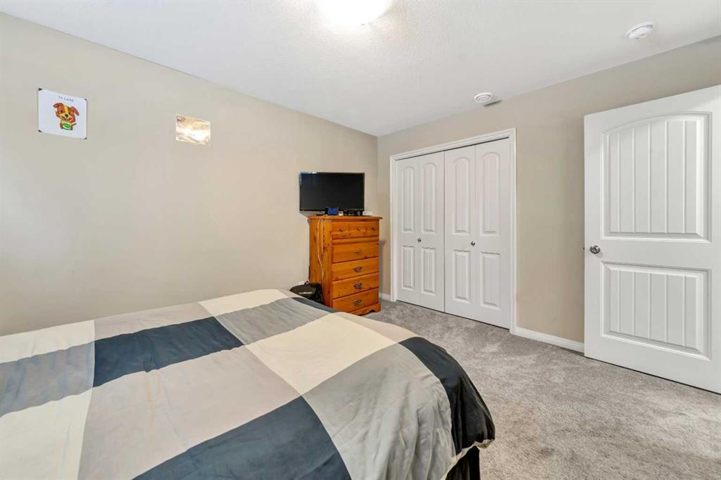 7312 35 Street, Lloydminster, AB - Indoor Photo Showing Bedroom