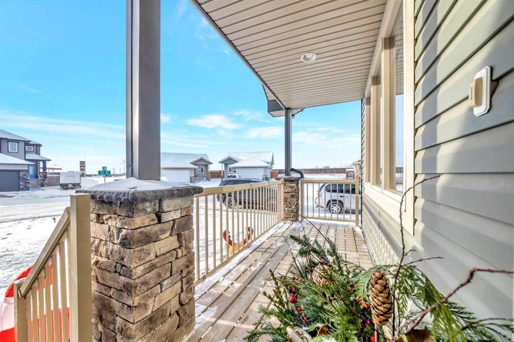 7312 35 Street, Lloydminster, AB - Outdoor With Exterior