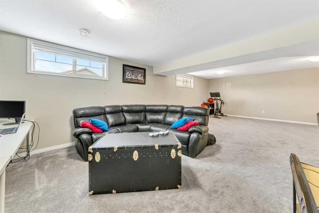 7312 35 Street, Lloydminster, AB - Indoor